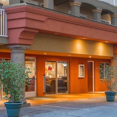 Quality Inn Sacramento Convention Center Экстерьер фото
