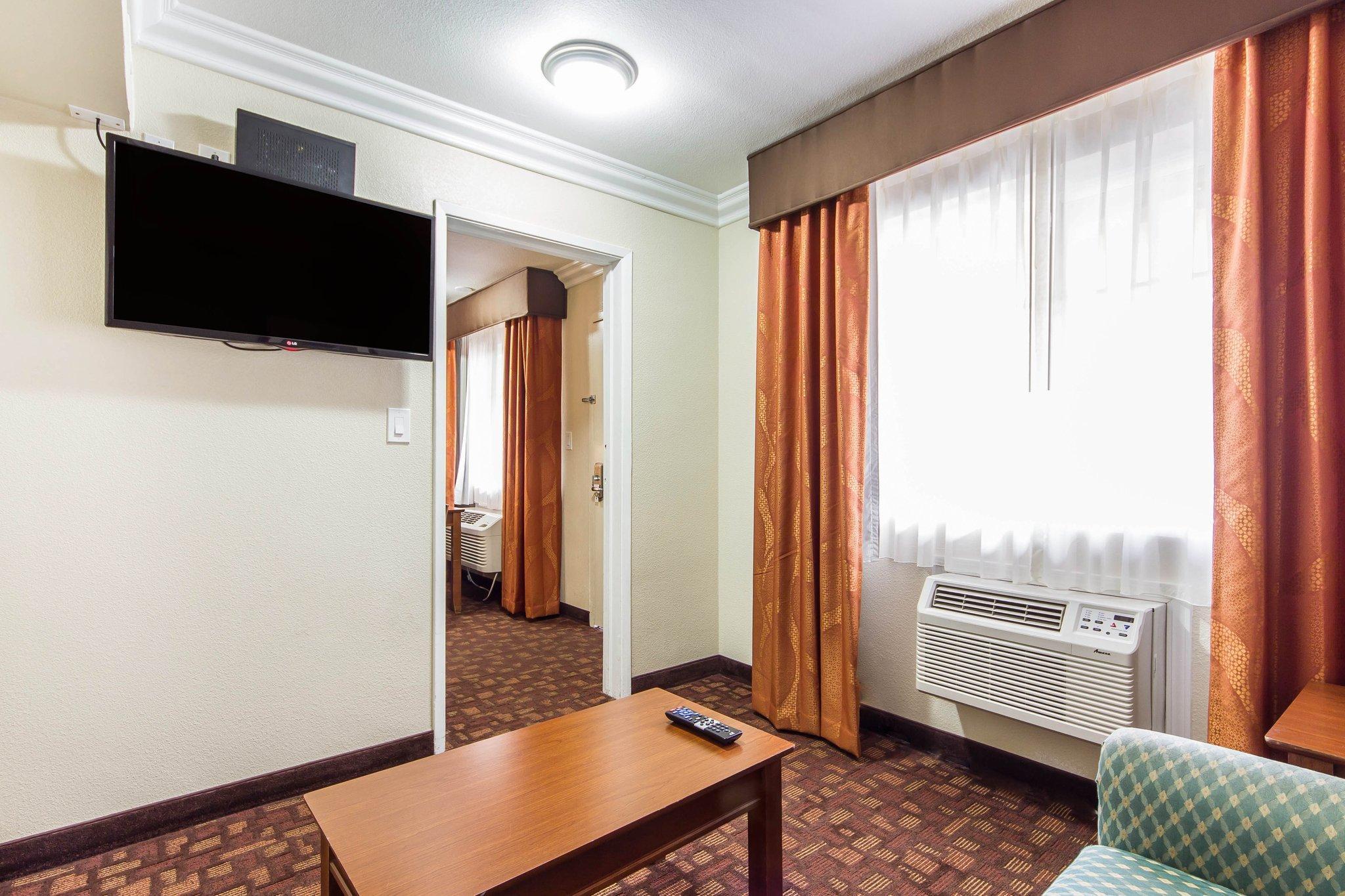 Quality Inn Sacramento Convention Center Экстерьер фото
