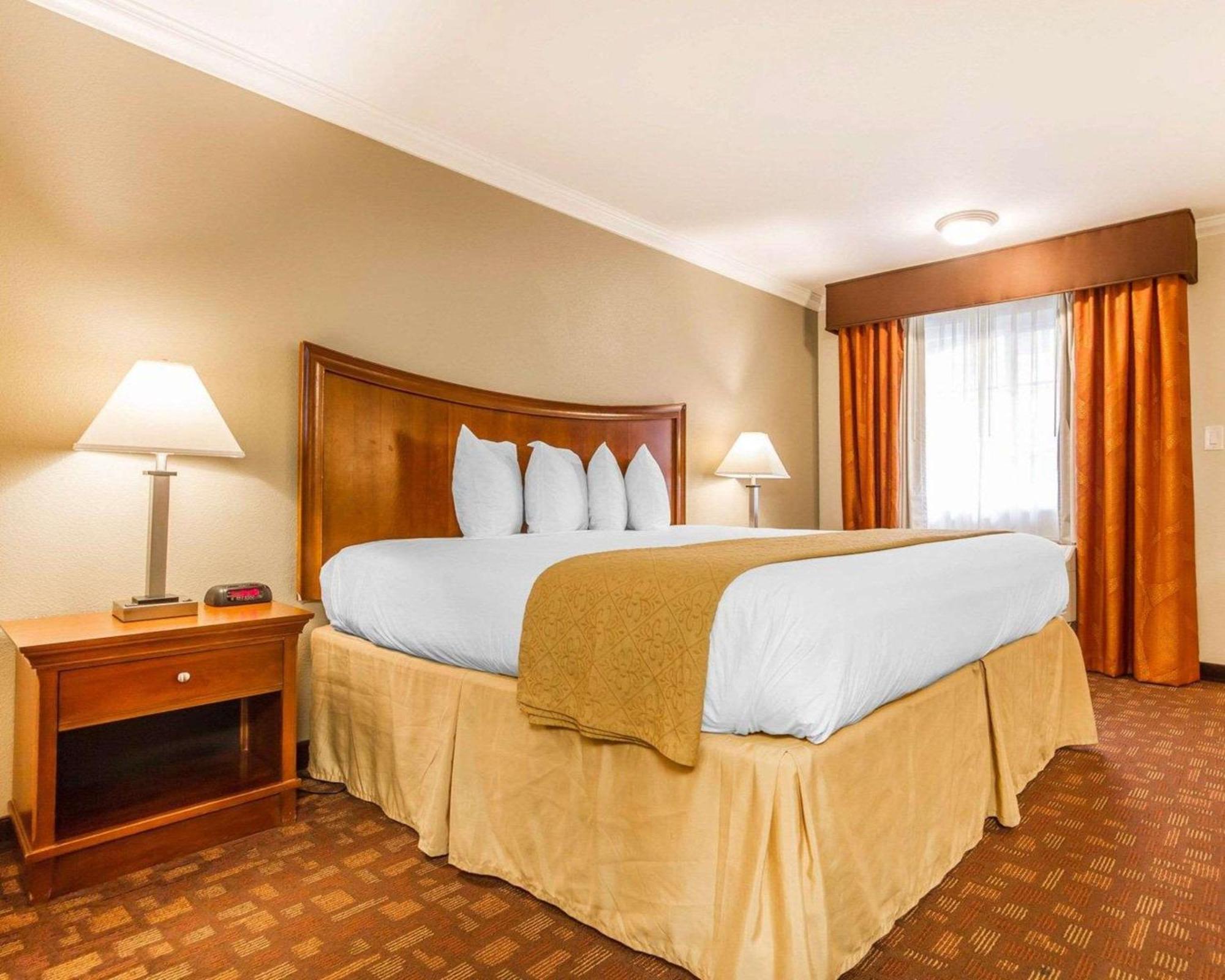 Quality Inn Sacramento Convention Center Экстерьер фото