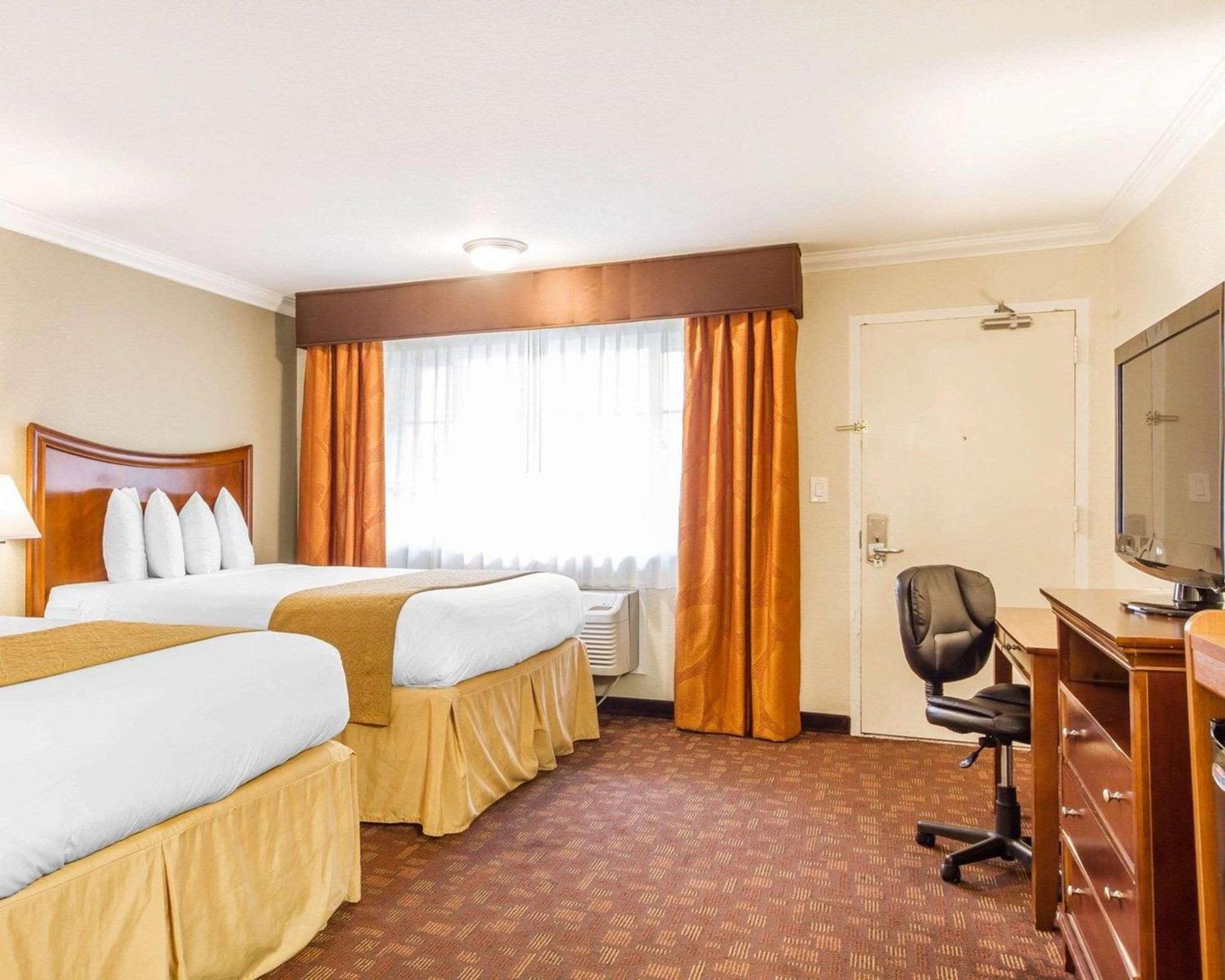 Quality Inn Sacramento Convention Center Экстерьер фото
