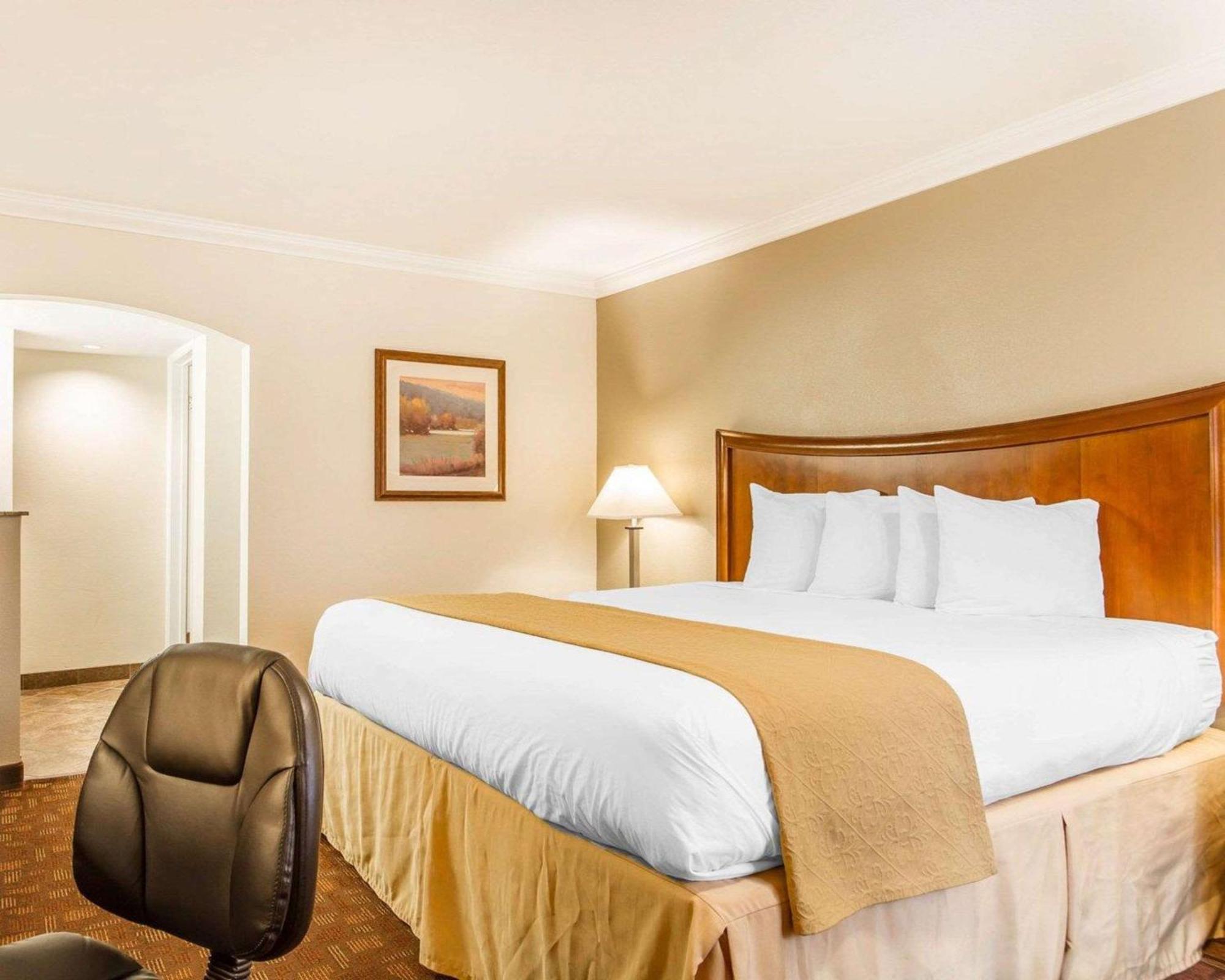 Quality Inn Sacramento Convention Center Экстерьер фото
