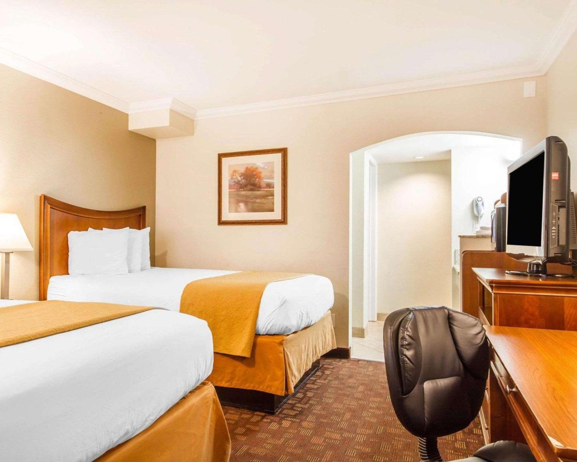 Quality Inn Sacramento Convention Center Экстерьер фото
