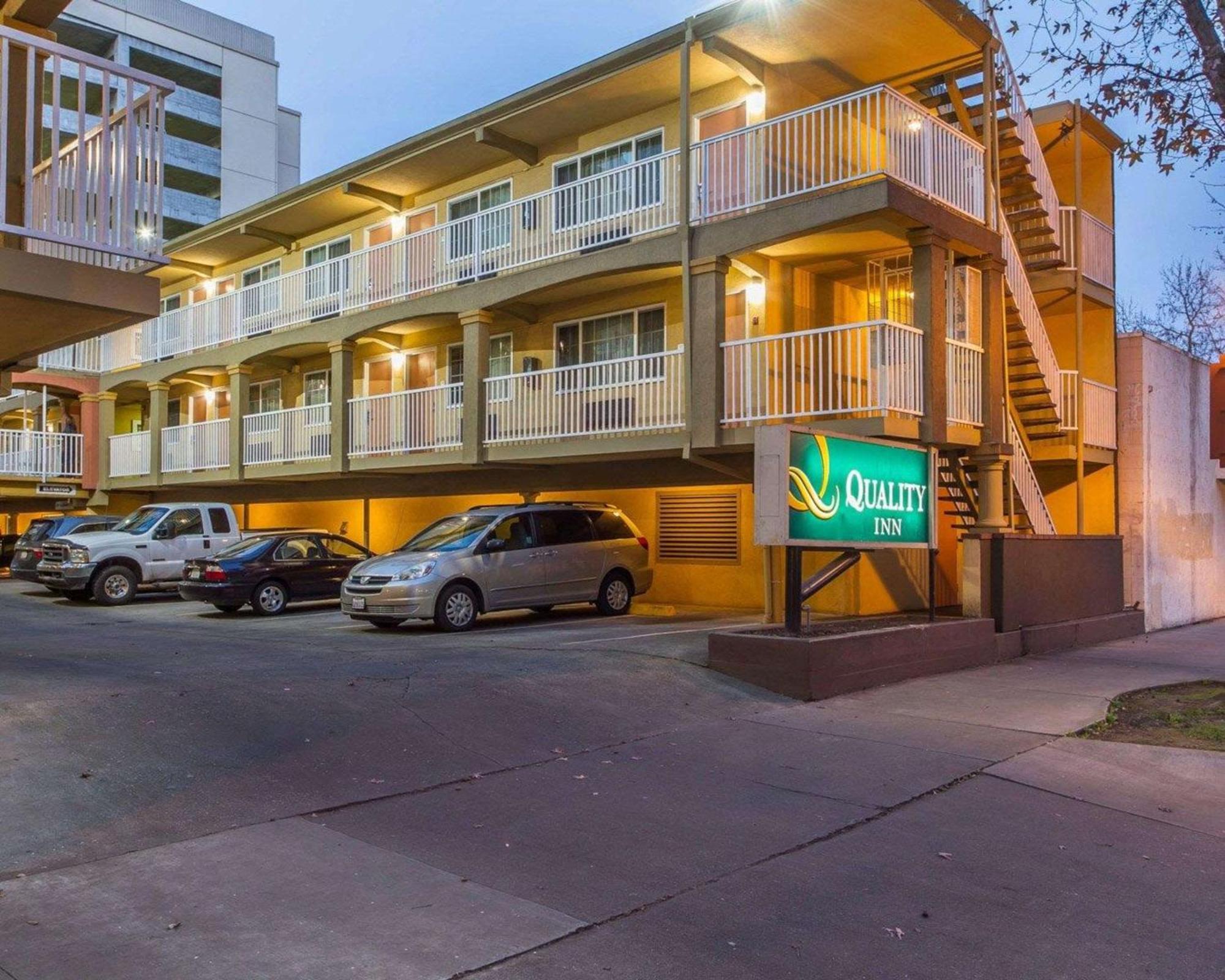 Quality Inn Sacramento Convention Center Экстерьер фото